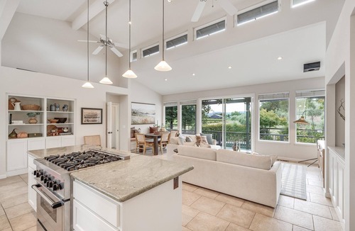 Healdsburg House | The Grove on Alexander Valley