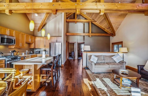 Tolovana Park House | The Lodges A-2 - 1 Block to the Beach!