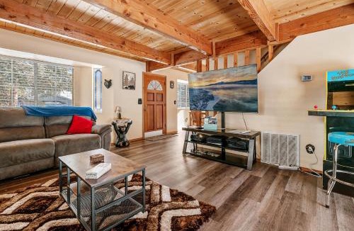 Peter Pan House | The Lost Boys Hideaway - One of a Kind Mountain Getaway!