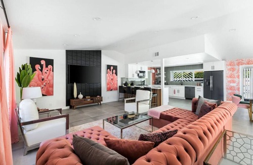 Palm Springs House | The Pink Flamingo - Palm Springs