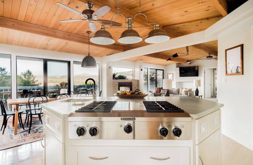 Santa Rosa House | The Retreat at Mount Taylor, by Vinifera Homes