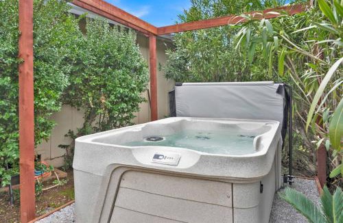 Redding House | The Songbird 99