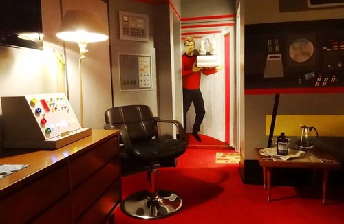 North Bend Hotel | The Star Trek - USS Enterprise Room at the Itty Bitty Inn