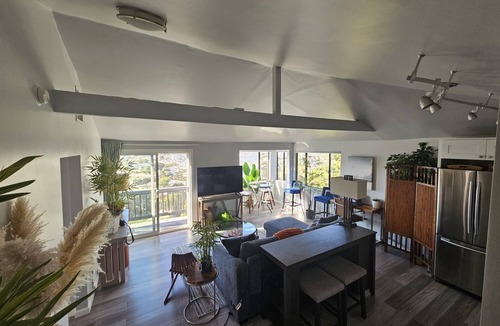 Adams Hill House | The Ultimate Pairing: Unmatched Comfort & Breathtaking City Views!