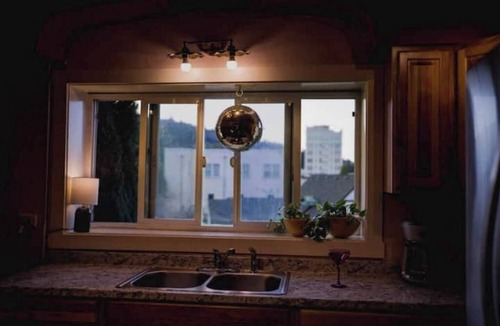 Siskiyou-Hargadine Historic District Apartment | The Urban Gypsy Loft