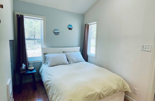 Chiloquin Cabin | Tiny cabin in the woods near Crater Lake. Pet friendly!