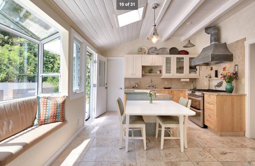 Point Reyes Station House | Tranquil & charming 2-bedroom home & WiFi in Inverness next to National Seashore