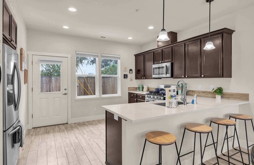 Reno/Tahoe Airport House | Tranquil Haven|2 BR| 2.5 Baths|3TVs|Sleeps 7