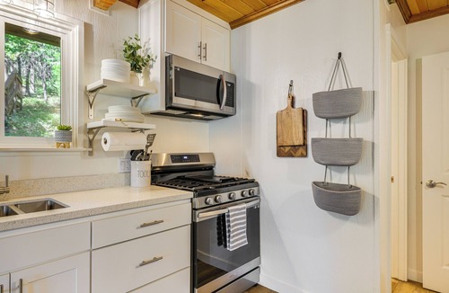Cold Springs Cabin | Treelined Retreat: Cozy Cold Springs Cabin