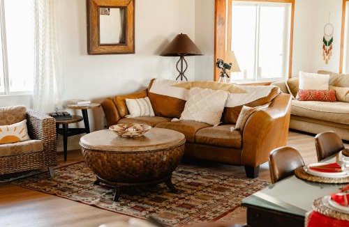 Wonder Valley House | Twentynine Palms Desert Oasis w/Pool & Hot Tub!