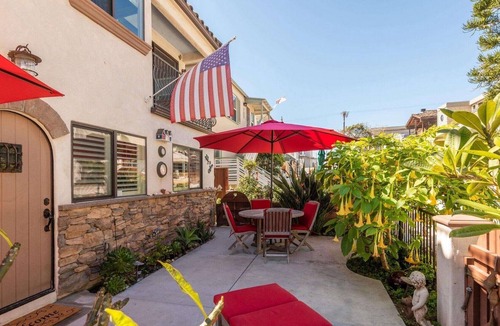 South Mission Beach House | Two Homes in One - Beach Duplex with Views!