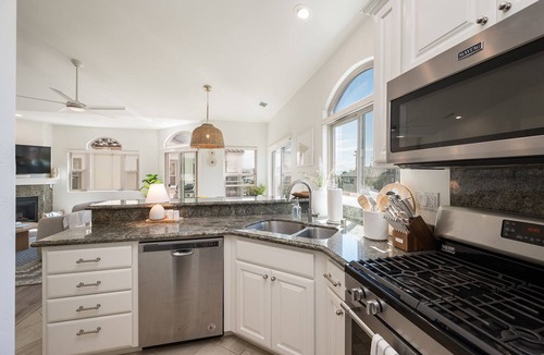 Downtown House | Two Homes! One block to Beach