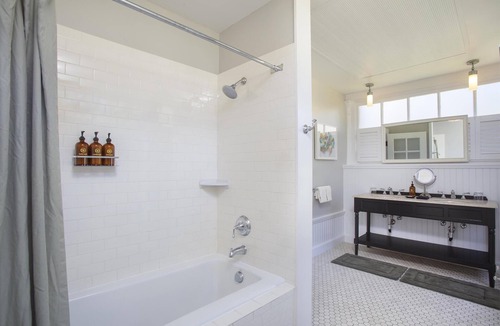 Sausalito Hotel | Two King Room at a 4.5⭐️ Hotel