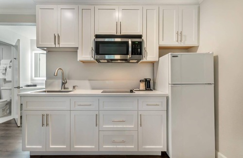 Davis Hotel | University Park Inn & Suites, an Ascend Collection Hotel