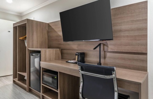 Davis Hotel | University Park Inn & Suites, an Ascend Collection Hotel