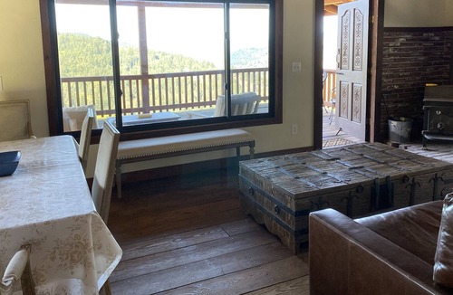 Garberville Cabin | Up on the hills Cabin, spectacular views