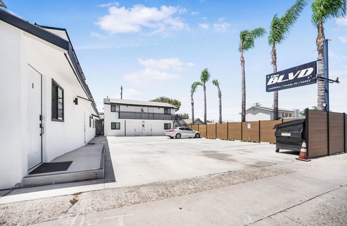 El Cajon Apartment | Urban Retreat -Central El Cajon- Sleep 3 with AC