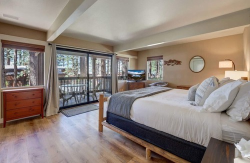 Zephyr Cove Villa | Tahoe Townhome | Private Beach | Office | Sleeps 8