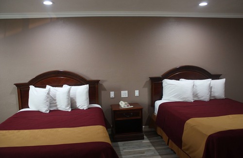 Benton Tract Hotel | Value Inn & Suites