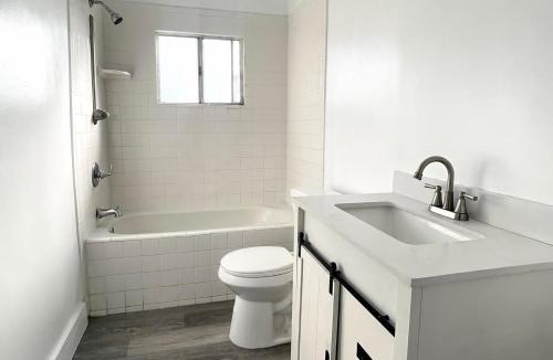 Los Angeles Hostel | Vernon Homes for the Soul