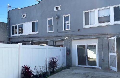 Los Angeles Hostel | Vernon Homes for the Soul