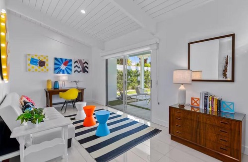 Vista Las Palmas Villa | Villa Reel Paradise - Mid Century House