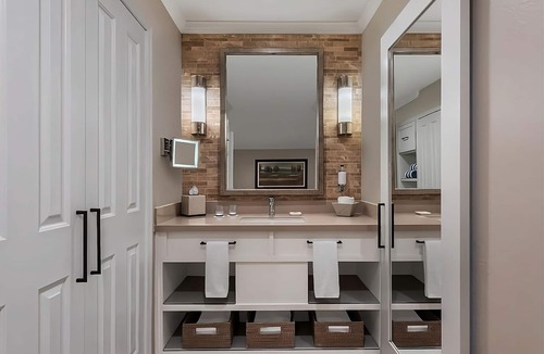 Napa Hotel | Visit Napa County! 3 Convenient Suites w/FREE Parking, Onsite Golf Course, Pool