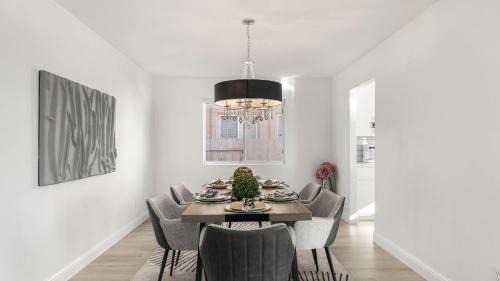 Sorrento Valley House | Vista del Sol by AvantStay