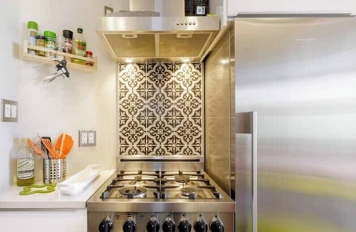 Mission District House | Walkable Urban Retreat - 2 En-Suite Baths - Near Top Dining & Shops & Hotspots!