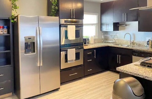 Las Vegas Villa | Want to visit Las Vegas without breaking the bank? We have exactly what you're looking for and more