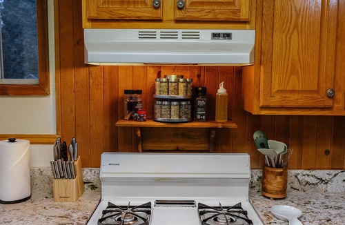 Shingletown House | Welcome to our Red Barn getaway! Rustic charm in Lassen's majestic beauty