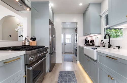 The Strand House | World Cup, Manhattan Beach, 1 Block to the Beach