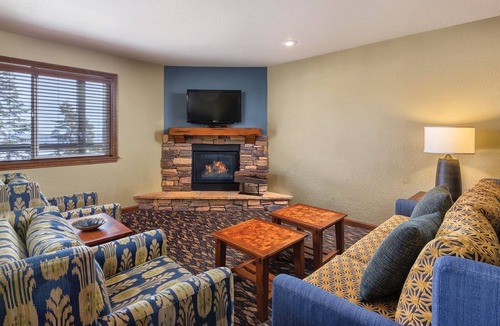 Tahoe Village Resort | WorldMark Lake Tahoe - 2 Bedroom Tahoe 3