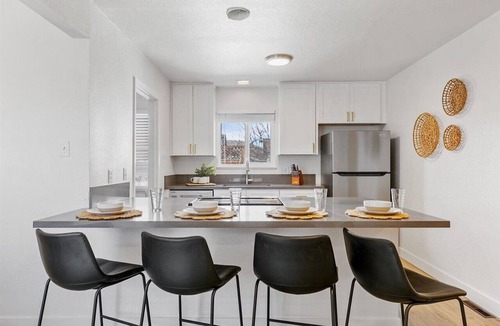 West University House | WOW! Modern! New Everything!