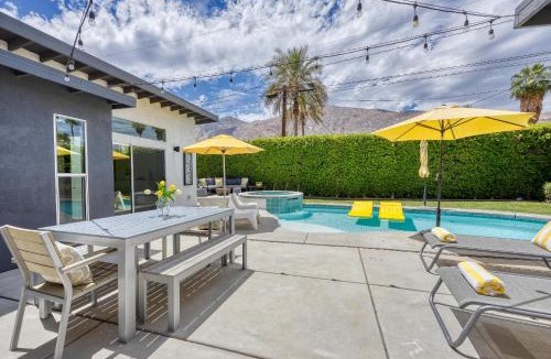 Warm Sands House | Yellow Palms - Your Own Private Resort