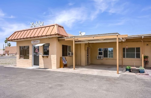 Yuma Apartment | Yuma AZ| Relaxing 2 Queen Bed