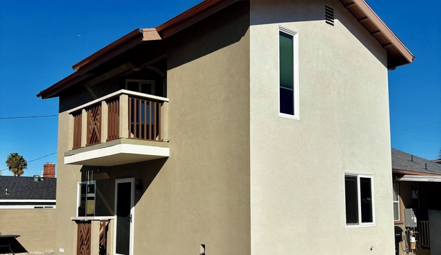 2-bed 1 bath guest unit @stayinwhittier