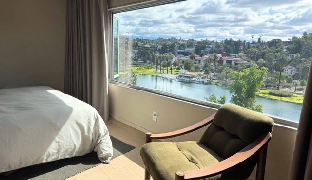 2-bed, pool + parking, views of Echo Park Lake, walkable area, remote working.