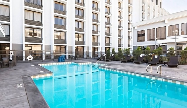 2 Stylish Units Near Peralta Adobe Fallon House Historic Site | Pool | Parking