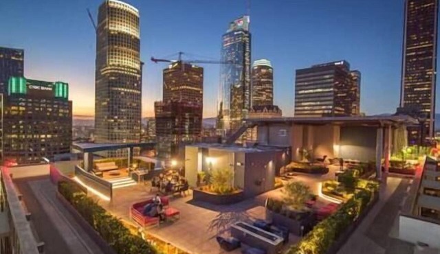 3 Bed 3 Bath Luxury Skyline DTLA Penthouse Top Floor