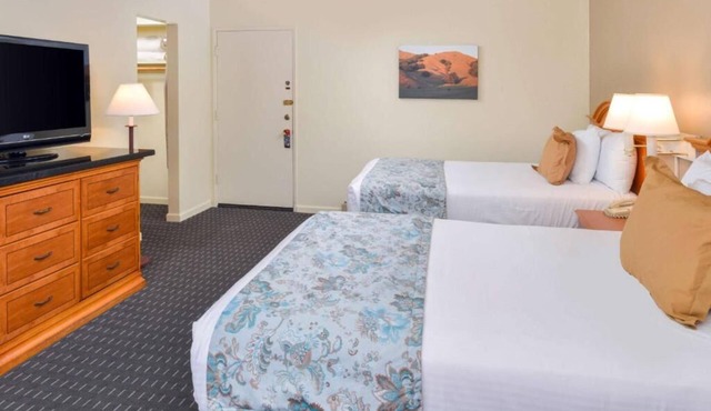 3 Family-Friendly Units, Continental Bfast, Near Hans Christian Andersen Museum