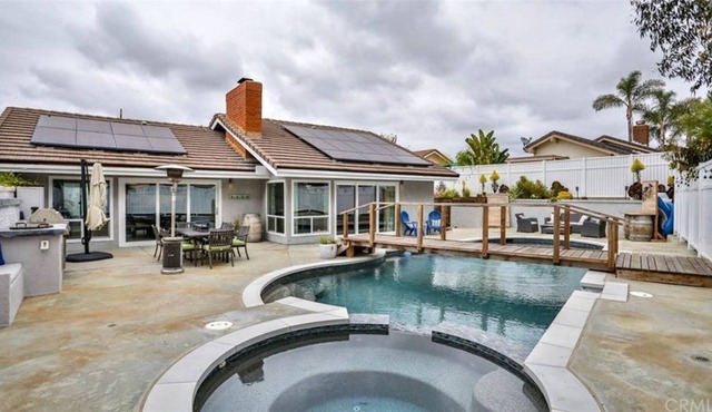 4 Bedroom Single family 460885 by Houzlet