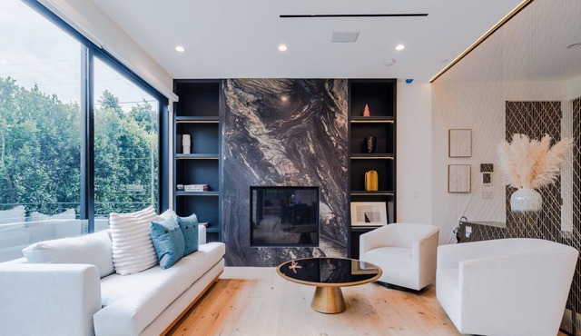5B 6Bath Luxurious Villa in WeHo Just Off Sunset