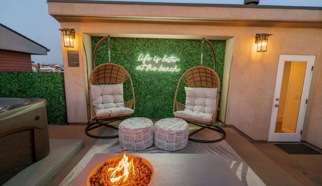 7 Br, 2 Hot Tubs, Rooftop, Beach Block, Ocean View