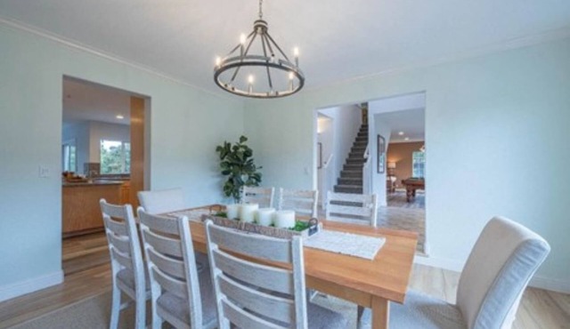 Amazing 4-bedroom estate near Monterey, Santa Cruz, Pinnacles Natl Monument