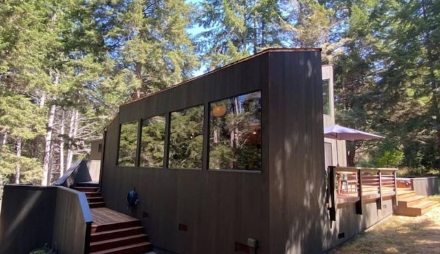 Art & Nature Retreat at The Ridge Collection