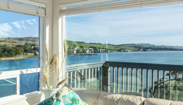Azul Casa Sereno By The Sea: Luxurious Cal King, Eastern King, and 2 Queen Beds!