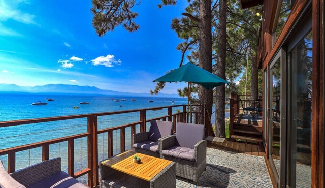 Beachfront Retreat | Sweeping Lake Views | Sleeps 10