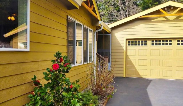 Bigfoot River House