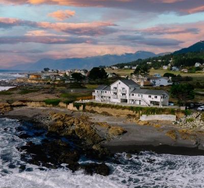 Black Sands Inn